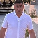 Знакомства: Гарик, 32 года, Междуреченск