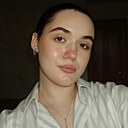Знакомства: Полина, 33 года, Симферополь