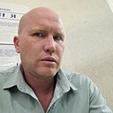 Знакомства: Валентин, 36 лет, Якутск