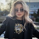 Знакомства: Лизочка, 22 года, Санкт-Петербург