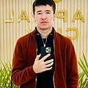 Знакомства: Макс, 24 года, Салехард