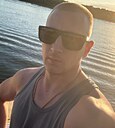 Знакомства: Михаил, 27 лет, Омск