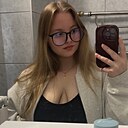 Знакомства: Евгения, 24 года, Санкт-Петербург