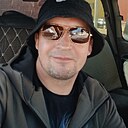 Знакомства: Юрий, 40 лет, Магадан