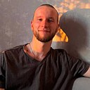Знакомства: Валентин, 24 года, Москва