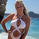 Знакомства: Даша, 43 года, Луганск