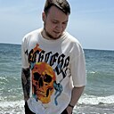 Знакомства: Виталик, 30 лет, Пермь