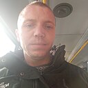 Знакомства: Олег, 32 года, Климовск