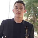 Знакомства: Макс, 19 лет, Шымкент