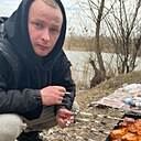Знакомства: Максим, 27 лет, Краснозаводск