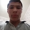 Знакомства: Арсений, 25 лет, Черкесск
