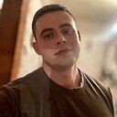 Знакомства: Денис, 32 года, Бийск