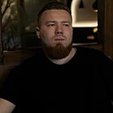 Знакомства: Александр, 27 лет, Никель