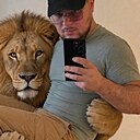 Знакомства: Adrian, 23 года, Ploiești