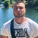 Знакомства: Артем, 29 лет, Усолье-Сибирское