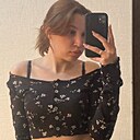 Знакомства: Виктория, 20 лет, Березники