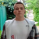 Знакомства: Вктор, 26 лет, Солнечнодольск