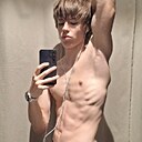 Знакомства: Григорий, 19 лет, Екатеринбург
