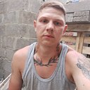 Знакомства: Максим, 26 лет, Крымск