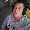 Знакомства: Максим, 18 лет, Минск
