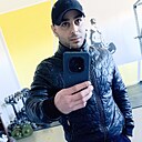 Знакомства: Вова, 31 год, Норильск