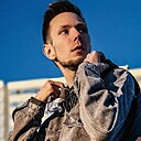 Знакомства: Паша, 26 лет, Москва