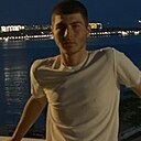 Знакомства: Мекер, 21 год, Геленджик