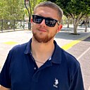 Знакомства: Александр, 31 год, Курганинск
