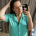Знакомства: Ксения, 27 лет, Ульяновск