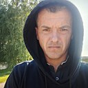 Знакомства: Илья, 39 лет, Щучин