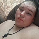 Знакомства: Макс, 21 год, Торжок