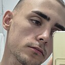 Знакомства: Евгений, 21 год, Омск