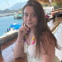 Знакомства: Милана, 21 год, Ульяновск