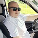 Знакомства: Денис, 37 лет, Губаха