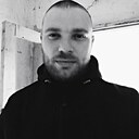 Знакомства: Эдик, 32 года, Кривой Рог