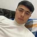 Знакомства: Макс, 26 лет, Шымкент
