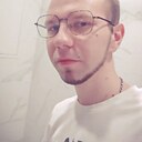 Знакомства: Владислав, 24 года, Киров