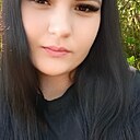 Знакомства: Таня, 24 года, Луганск