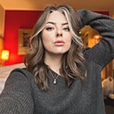 Знакомства: Аня, 24 года, Симферополь