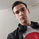 Знакомства: Артем, 25 лет, Гомель