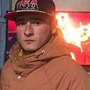 Знакомства: Азиз, 22 года, Тула