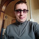 Знакомства: Кирилл, 34 года, Кировград
