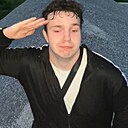 Знакомства: Иван, 18 лет, Тюмень