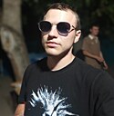 Знакомства: Даниил, 25 лет, Благодарный