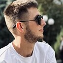 Знакомства: Anton, 24 года, Симферополь