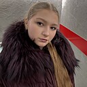 Знакомства: Ира, 18 лет, Санкт-Петербург