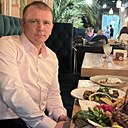 Знакомства: Виктор, 39 лет, Волгодонск