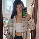 Знакомства: Юлия, 27 лет, Тюмень