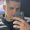 Знакомства: Андрей, 20 лет, Воткинск