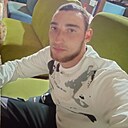 Знакомства: Максим, 29 лет, Назарово